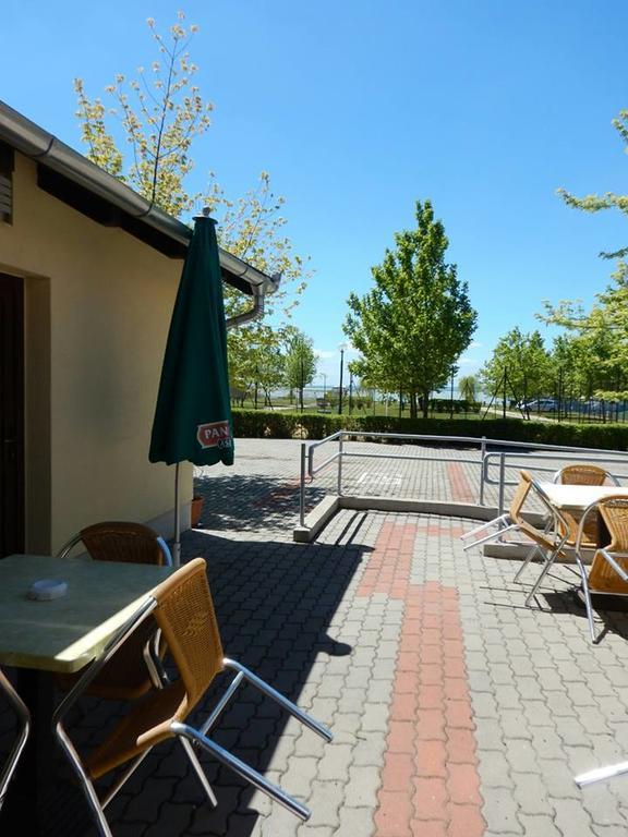 فندق Badacsonytördemicفي  Balaton Eldorado Camping المظهر الخارجي الصورة